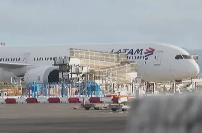 Boeing рекомендував авіакомпаніям перевірити крісла пілотів після інциденту на рейсі до Окленда