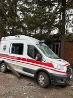 На Харьковщине россияне обстреляли временный пункт расположения скорой медицинской помощи: есть раненые