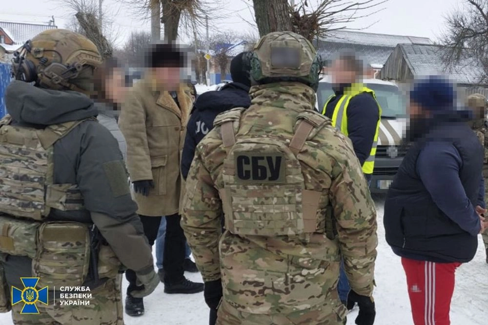 SBU detains 8 organizers of military service evasion schemes
