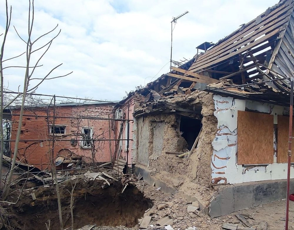 Пошкоджено лінії електропередач і газогін, є поранений: окупанти обстріляли Дніпропетровщину