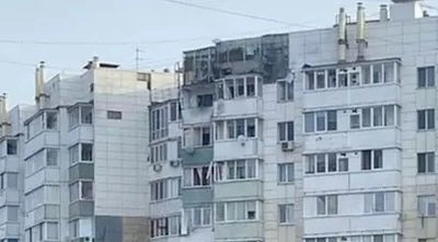 Падіння осколків ракет і вибухи: у рф заявляють про пошкодження будинків бєлгорода
