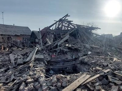 россияне обстреляли Новогродовку в Донецкой области: один человек погиб, двое ранены