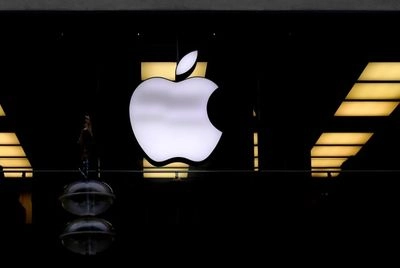 Історичний антимонопольний позов: Мінюст США і 16 прокурорів подали звернення проти виробника iPhone