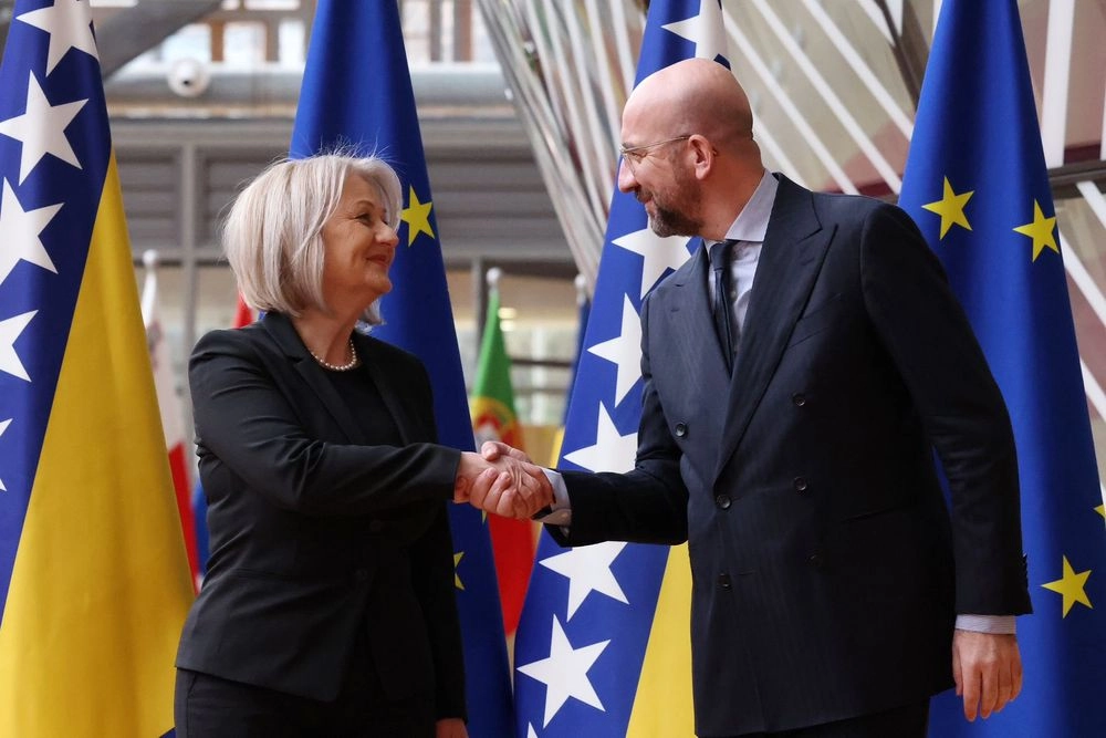 EU decides to start accession talks with Bosnia and Herzegovina