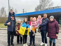 Украине удалось вернуть домой еще девять детей - ОП