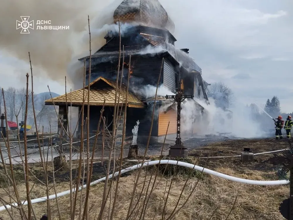 church-burning-in-lviv-region-ses