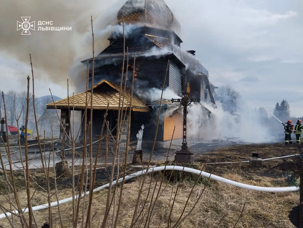 Church burning in Lviv region - SES