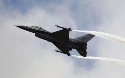 Polish Air Force takes F-16 fighters into the air