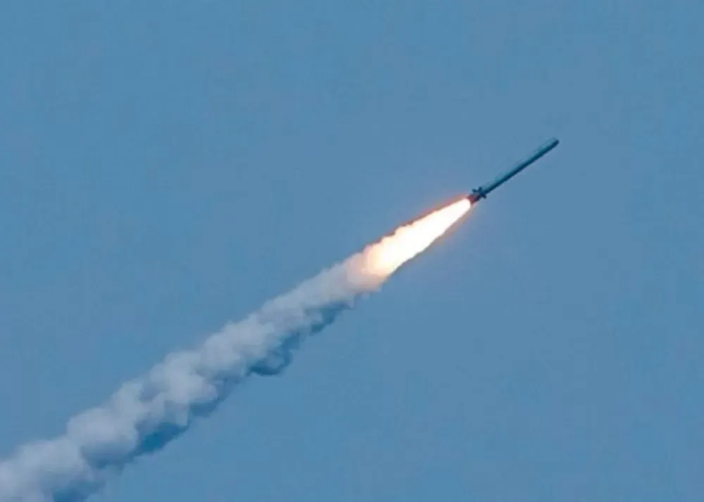 Враг атакует ракетами: в Одессе прогремели повторные взрывы