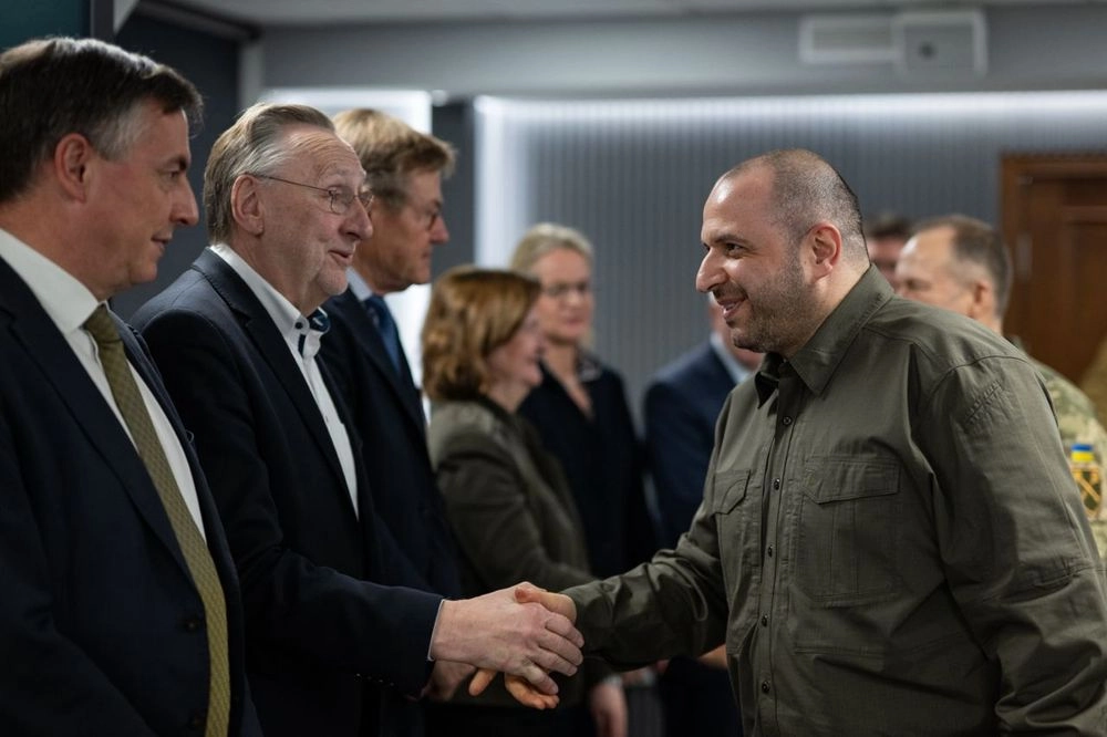 Умеров и Сырский встретились с делегатами Европарламента, говорили о войне с РФ и поддержке Украины