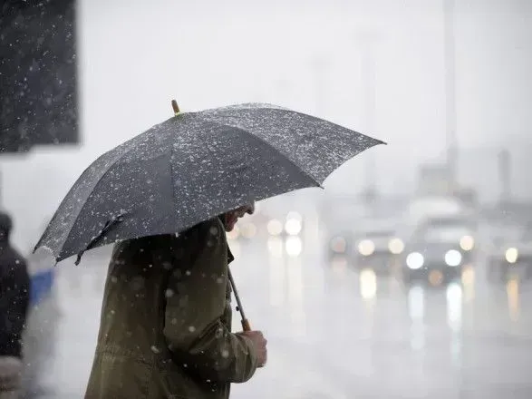 Flooding and fallen trees in Odesa due to precipitation and wind