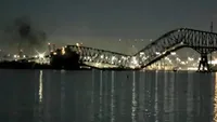 Обвал моста в Балтиморе: спасатели достали из воды двух пострадавших