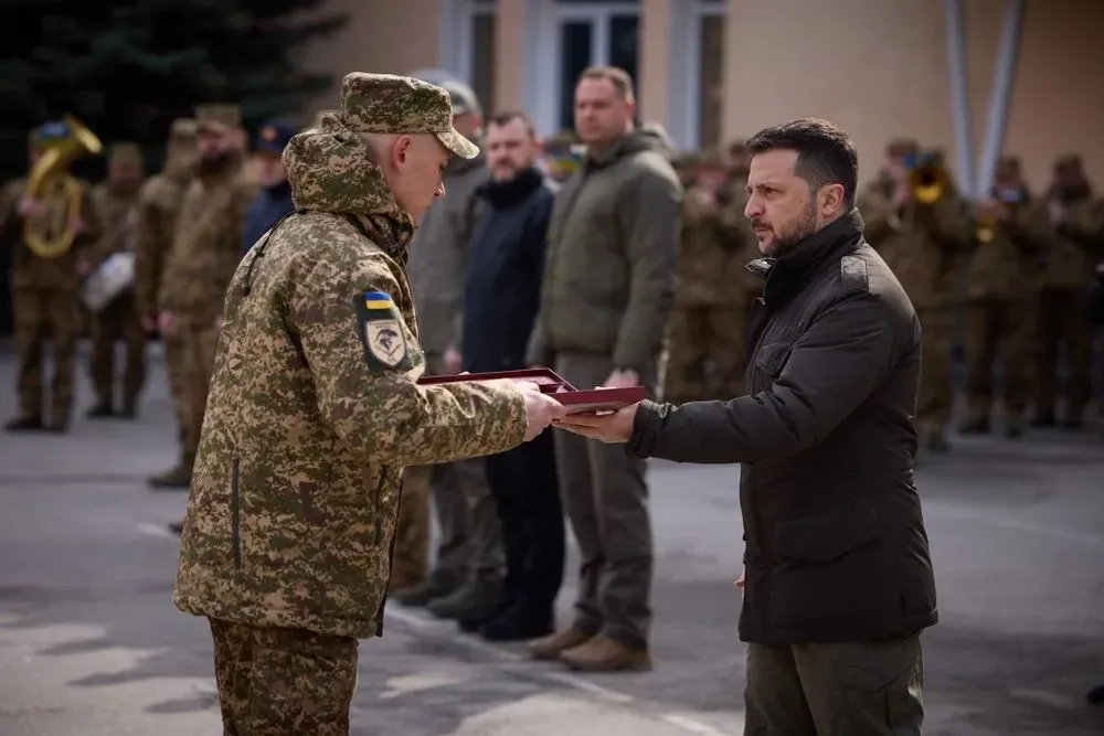 Нацгвардія стала незамінною на передовій та в підтриманні безпеки в тилу - Зеленський з нагоди 10-ї річниці створення НГУ