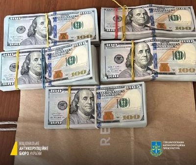 USD 100 thousand for fraud in the medical sphere in the frontline zone: two deputies of Sumy regional council exposed for bribery