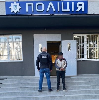 Zakarpattia region detains smuggler of fugitives to Slovakia