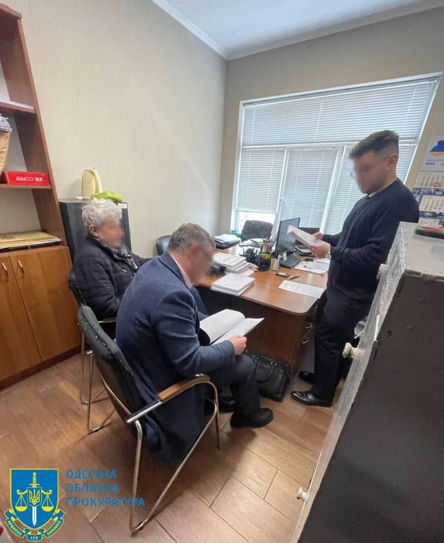UAH 3.7 million embezzled on restoration of energy infrastructure in Odesa region: two contractors served notice of suspicion