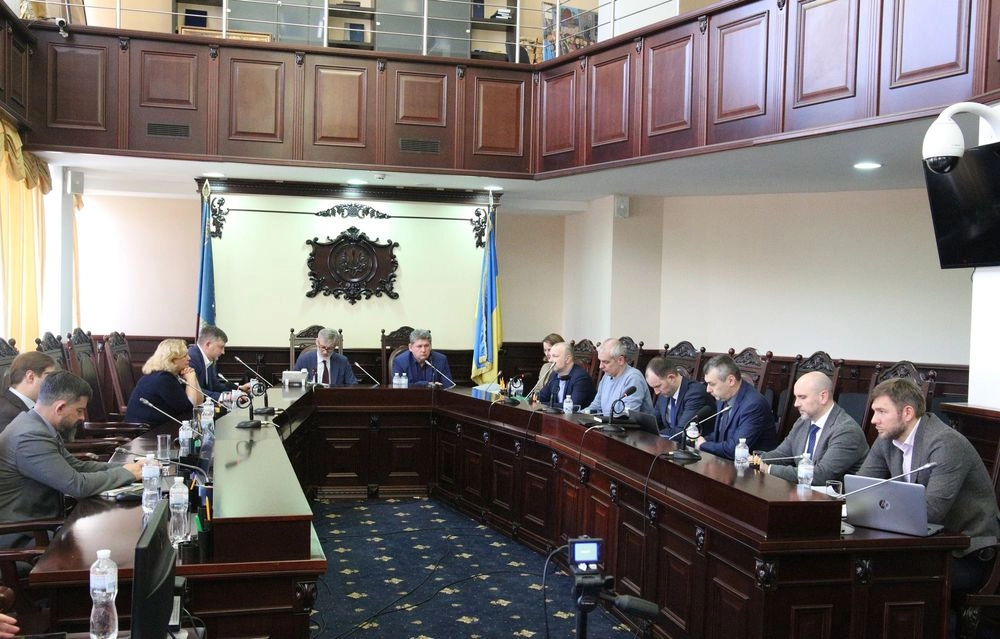 Голова Вищої кваліфікаційної комісії суддів України Ігнатов подав у відставку