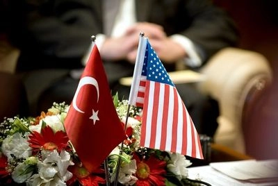 США ведут переговоры об увеличении закупок взрывчатки у Турции на фоне дефицита боеприпасов в Украине - Bloomberg
