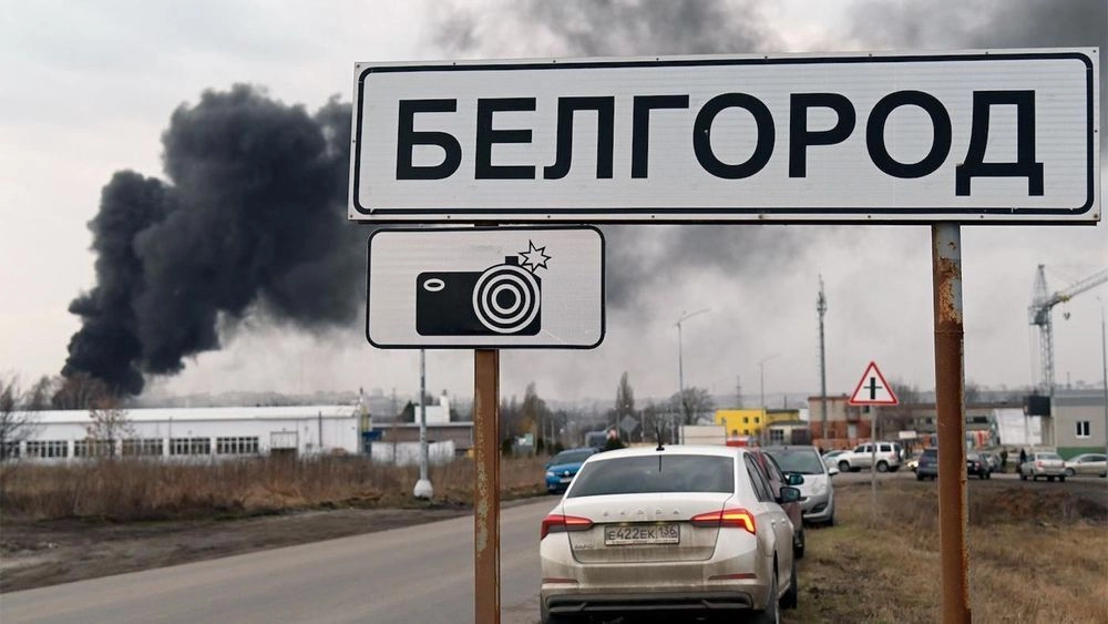 В белгороде "хлопок": на улицах горят автомобили