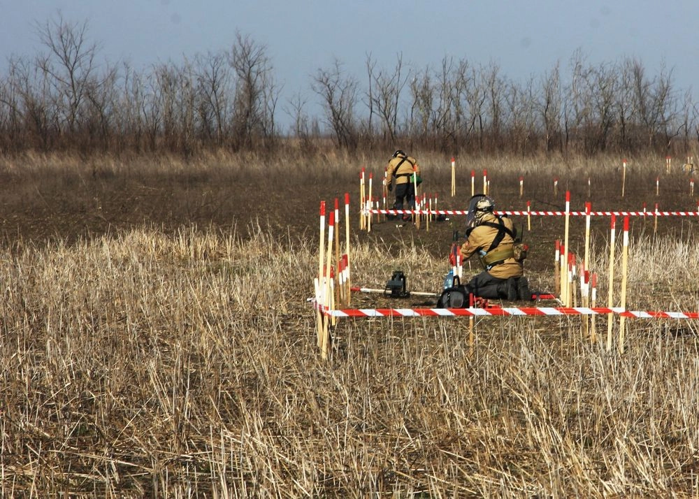 Kherson region: two people exploded on a mine left by Russians: one man died, another lost his legs