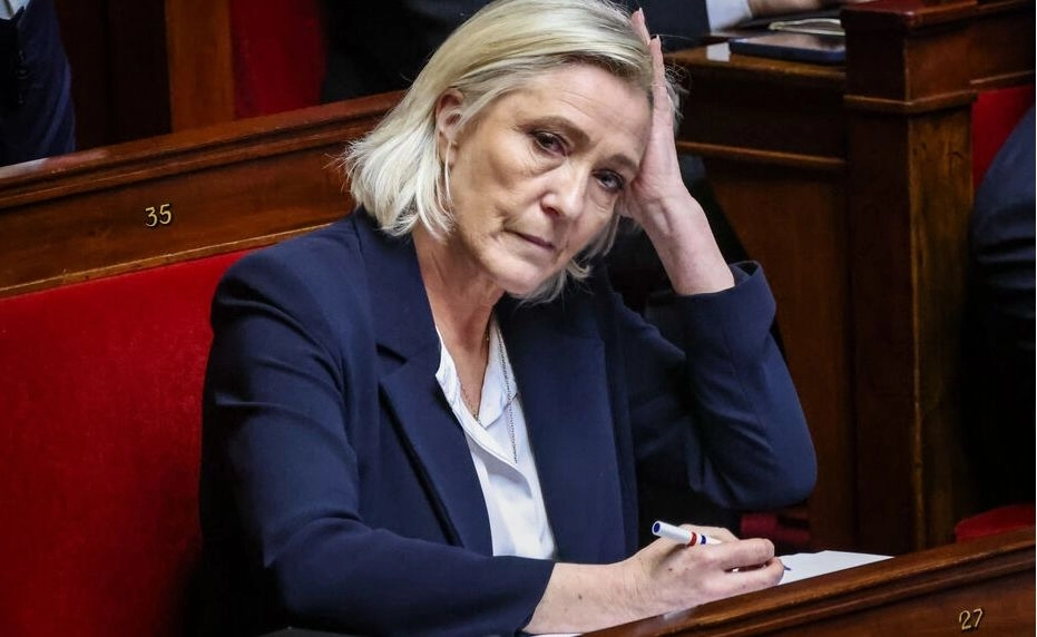 marine-le-pen-to-be-tried-for-embezzling-millions-of-euros-from-eu-funds