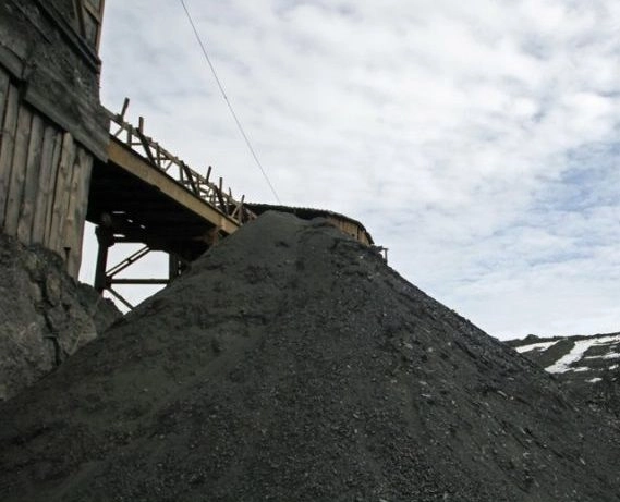 occupants-are-preparing-coal-mining-enterprises-for-liquidation-in-luhansk-region-miners-are-motivated-to-join-the-russian-army-lysogor