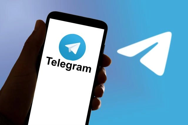 Дуров заявив, що у Telegram заблокували десятки тисяч повідомлень із закликами до терактів