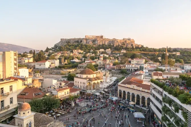 An earthquake with a magnitude of 5.7 shakes the south of Greece, tremors were felt in Athens