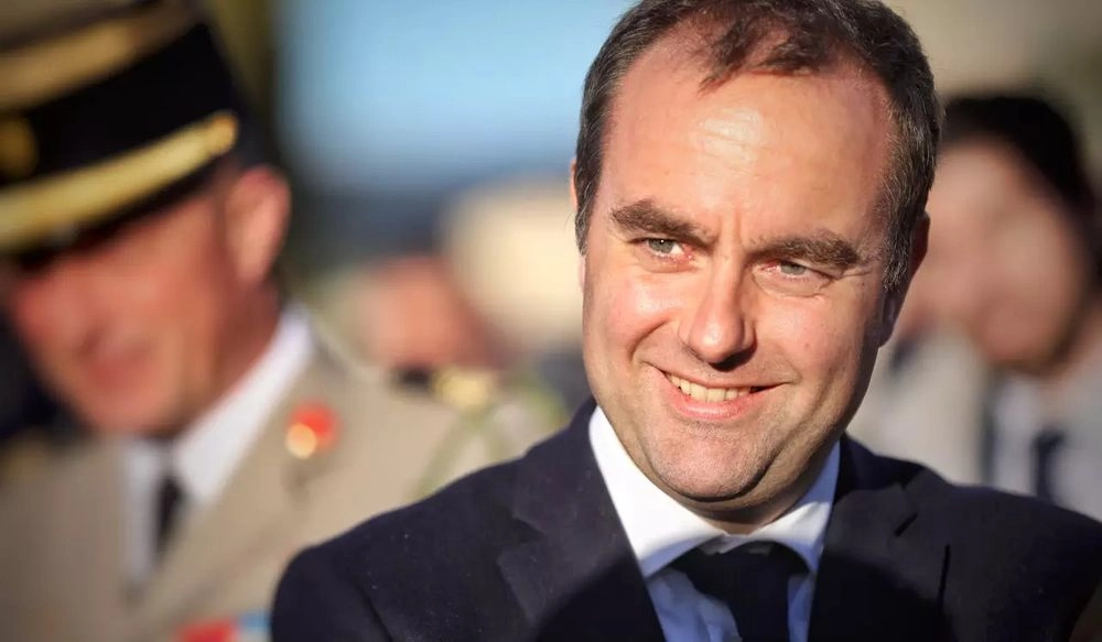 Франция передаст Украине списанную военную технику вместо утилизации - Министр обороны