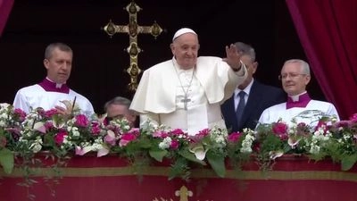Pope Francis mentions Ukraine in his Easter address and calls for hostage exchange