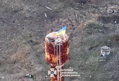 Ukrainian flag raised over Russian positions near Bakhmut