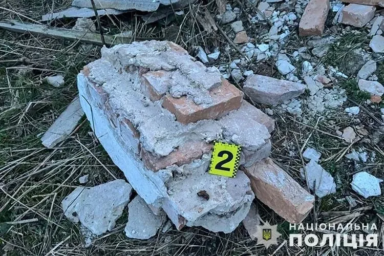 a-part-of-a-building-wall-fell-on-a-17-year-old-boy-in-ternopil-region