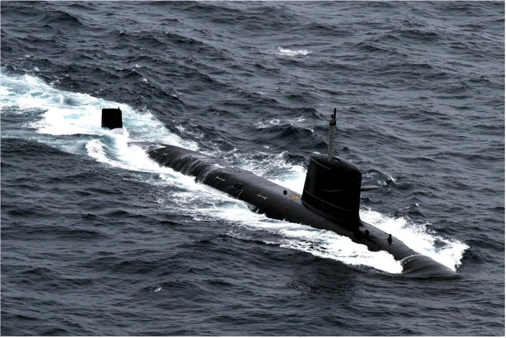 Indonesia buys two submarines from French naval group