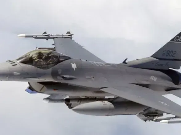 they-are-already-honing-their-skills-on-the-f-16-yevlash-talks-about-pilot-training-in-denmark-and-the-united-states