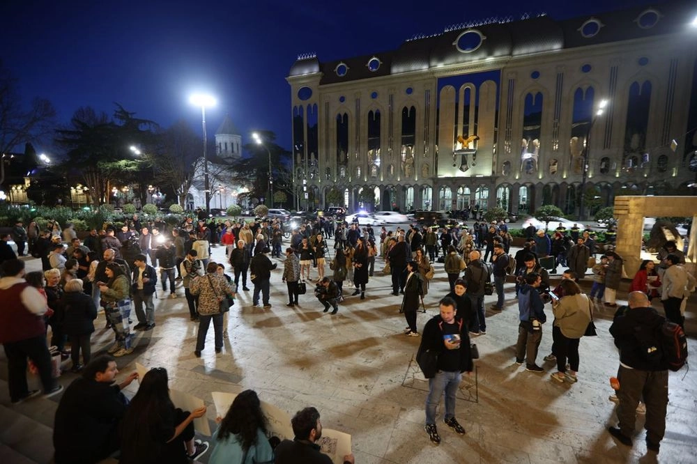 В Тбилиси началась акция против нового законопроекта об "иноагентах"