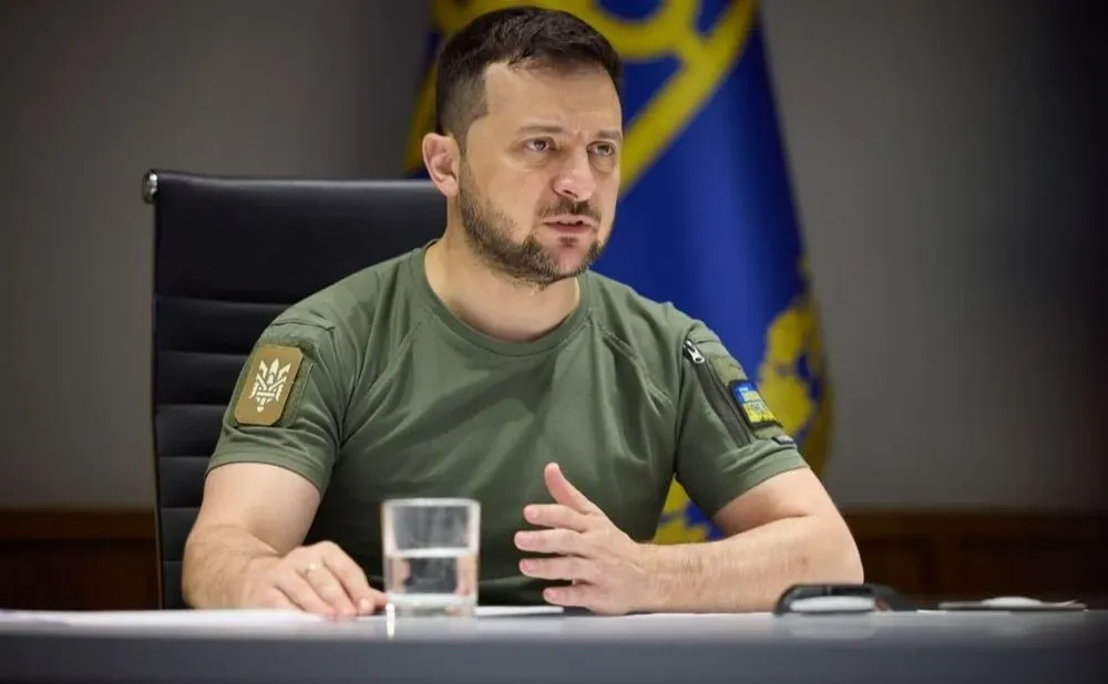 zelensky-discusses-the-situation-at-the-front-with-the-chief-of-staff-umerov-reports-on-ammunition