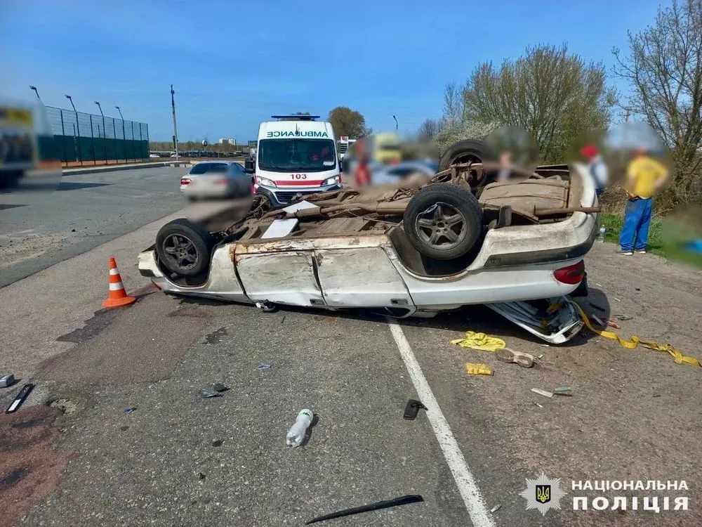 he-wanted-to-overtake-a-car-overturned-in-kyiv-region-two-people-were-injured