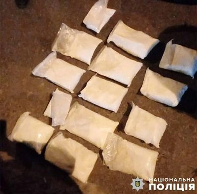 Two drug dealers with 15 kg of amphetamine detained in Kyiv during curfew