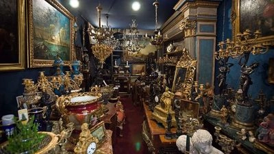 April 9: World Antiques Day, Muslims end the holy month of Ramadan