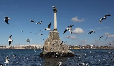 Powerful explosions are heard in occupied Sevastopol