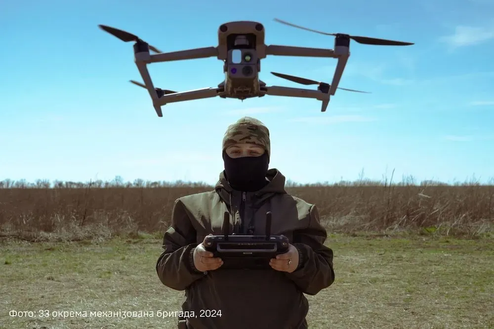 Україна розробляє технологію UA DroneID, яка допоможе відрізняти свої та ворожі БПЛА на полі бою 