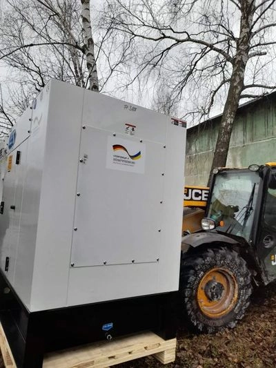 Німеччина відправила в Україну близько 400 генераторів