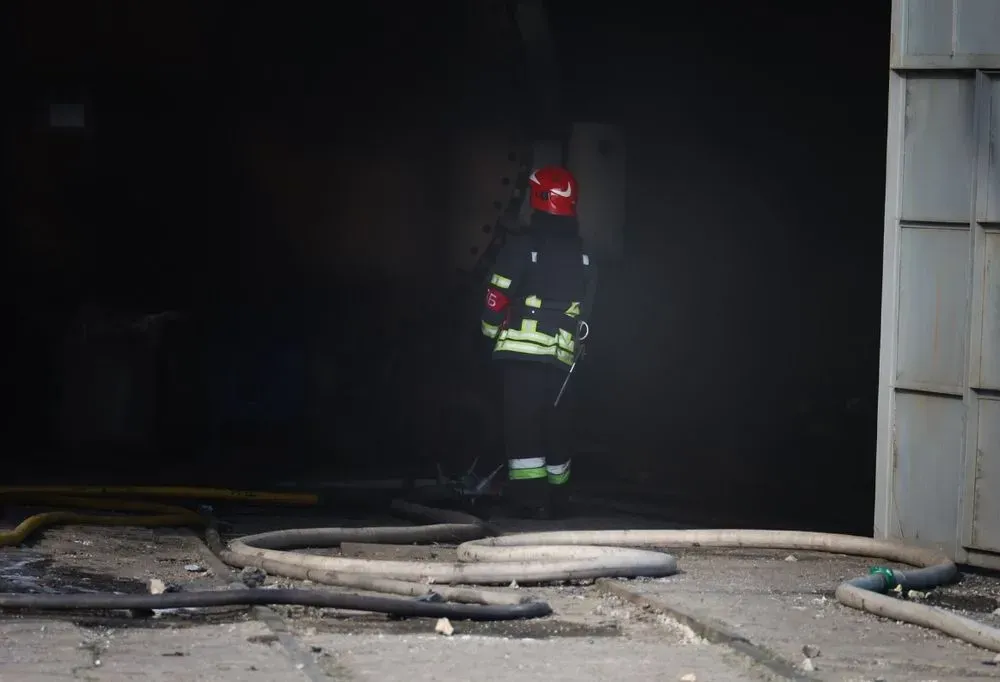 firefighters-partially-extinguish-fire-at-an-infrastructure-facility-in-kyiv-region-water-supply-and-electricity-restored