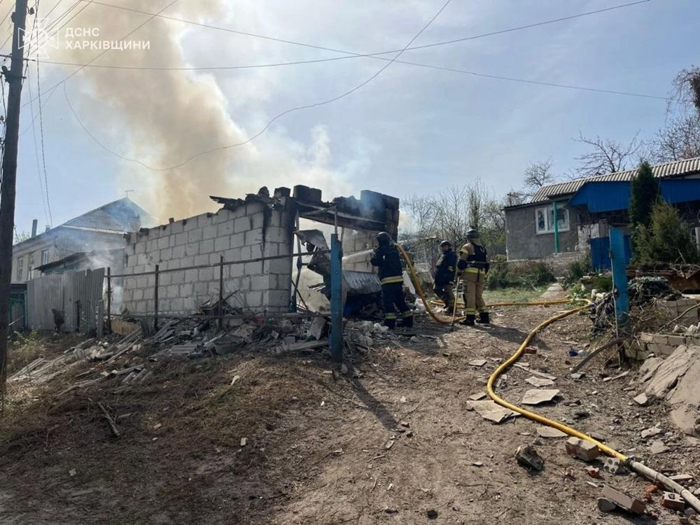 росіяни вкотре обстріляли цивільну інфраструктуру Куп'янська на Харківщині, є пошкодження 
