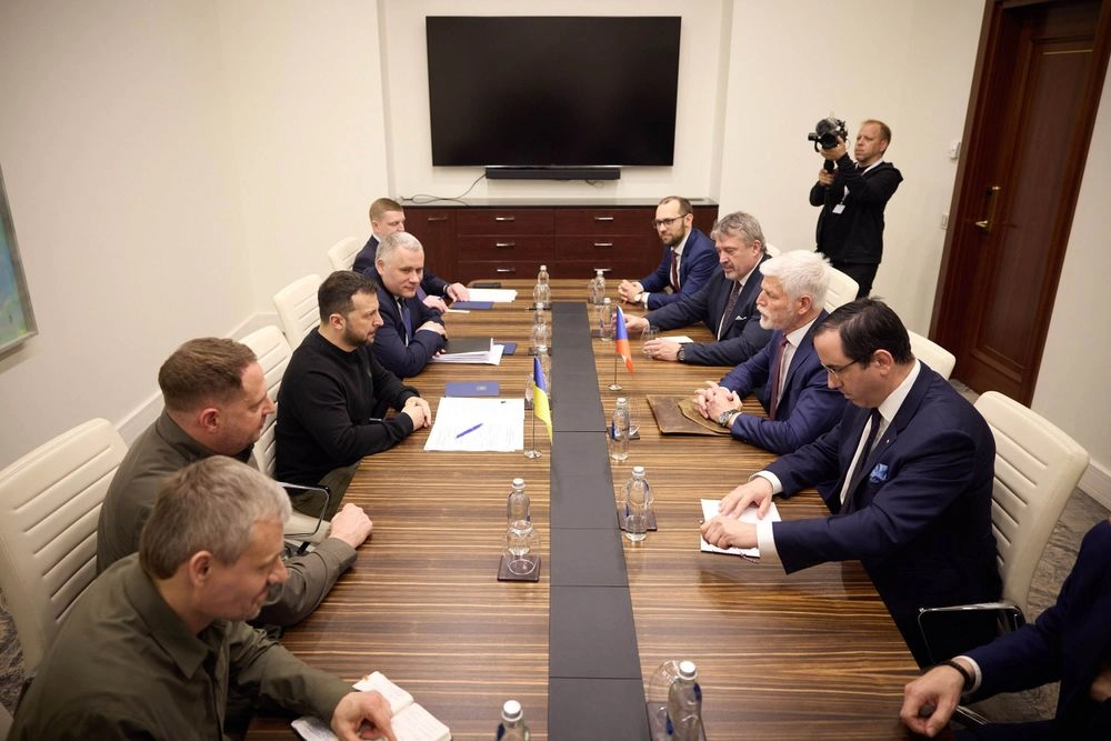 Зеленський зустрівся із президентом Чехії: обговорили оборонну підтримку та укладення двосторонньої безпекової угоди
