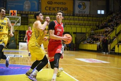 Баскетбол: "Ривне" победил "Киев-Баскет" и вышел в финал Суперлиги