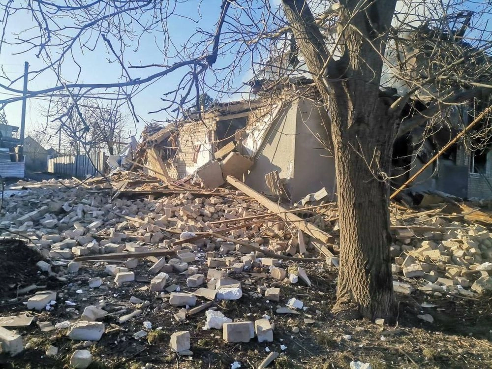 russian troops shelled settlements 410 times in Zaporizhzhya region over 24 hours