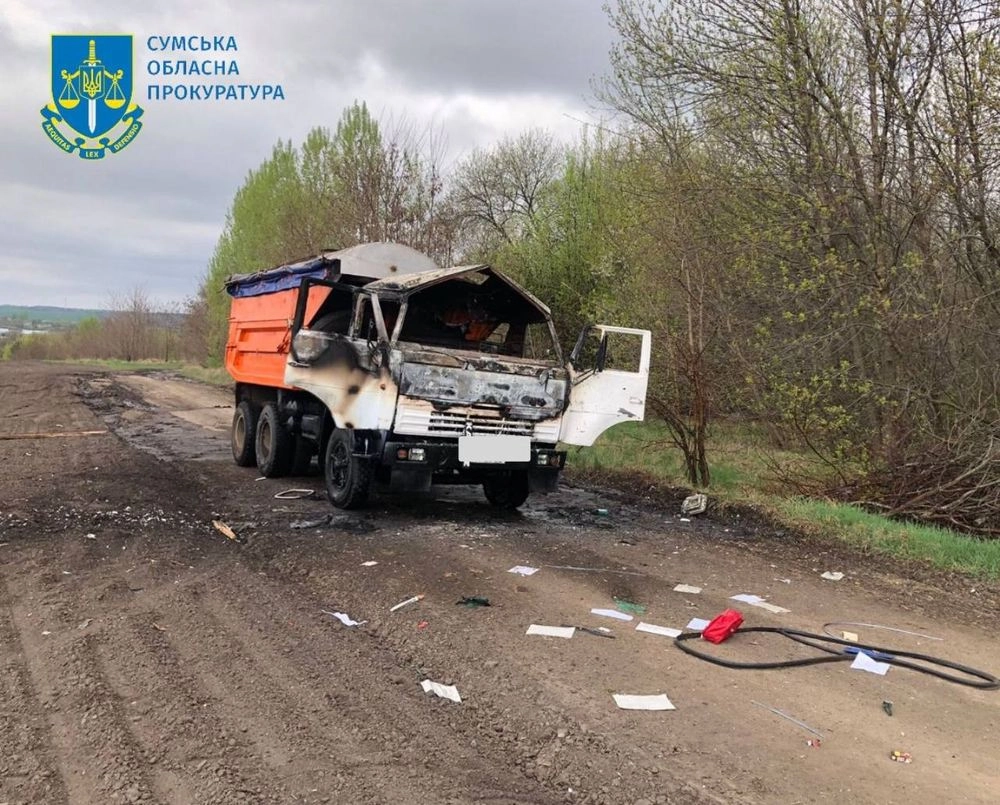 Ворог атакував дроном вантажівку на Сумщині, водій загинув