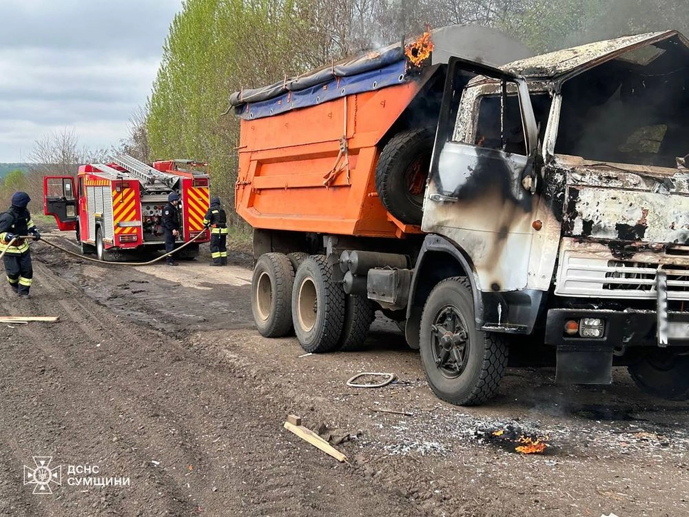 На Сумщине из-за атаки российского бпла погиб водитель грузовика - ГСЧС