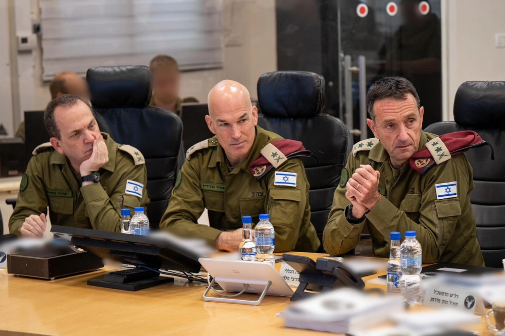 Israeli military gives government a list of "response options" to Iranian missile attack
